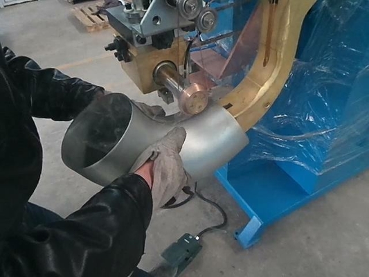 50KVAシーム溶接装置の管のシーム溶接機械溶接の角度45 90 15 60