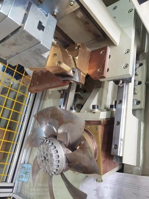 冷たい曲がる自動点のナットのスポット溶接機械75KVA